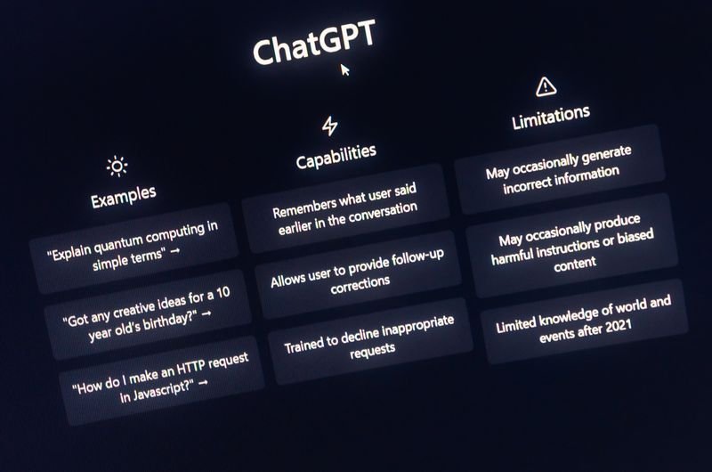 ChatGPT interface displaying examples, capabilities, and limitations.